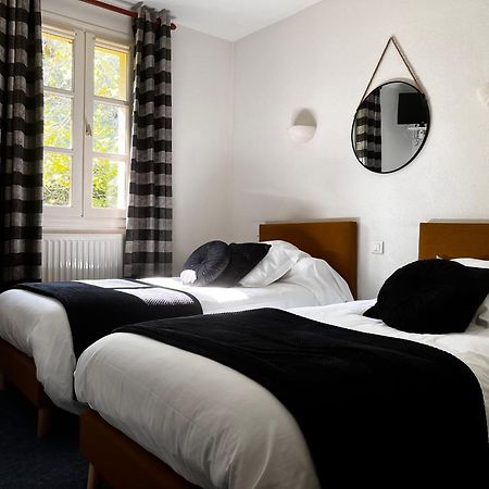 Hotel L'Escoundillou Saint-Jacques-des-Blats Esterno foto