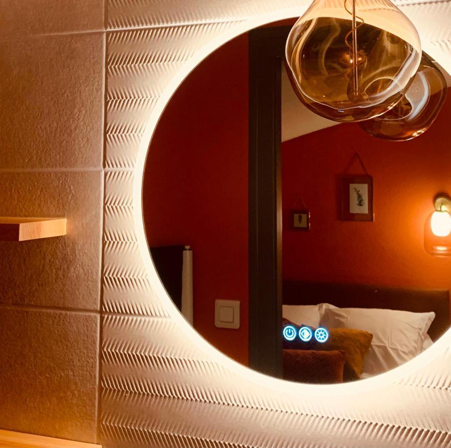 Hotel L'Escoundillou Saint-Jacques-des-Blats Esterno foto