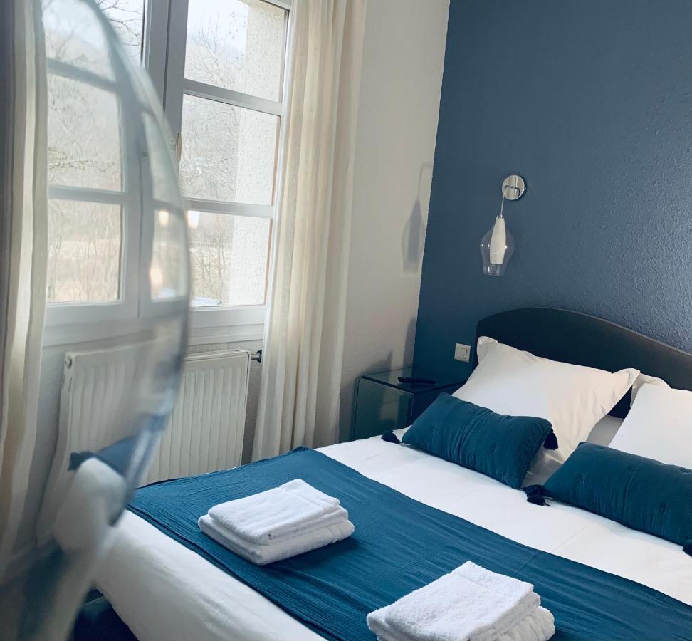 Hotel L'Escoundillou Saint-Jacques-des-Blats Esterno foto