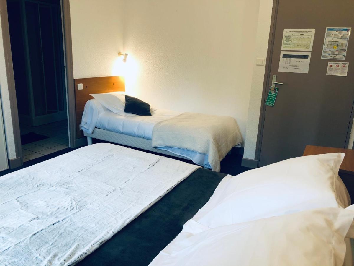 Hotel L'Escoundillou Saint-Jacques-des-Blats Esterno foto