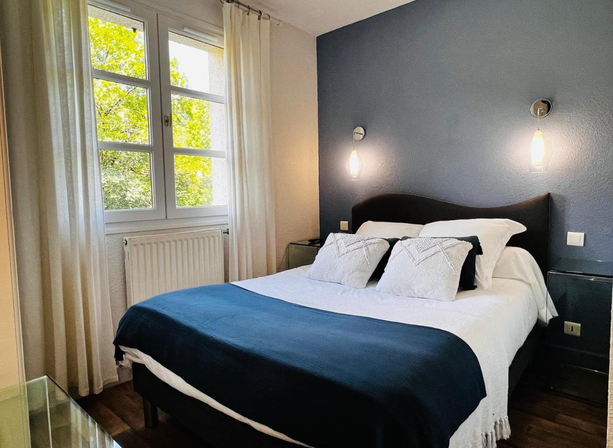 Hotel L'Escoundillou Saint-Jacques-des-Blats Esterno foto