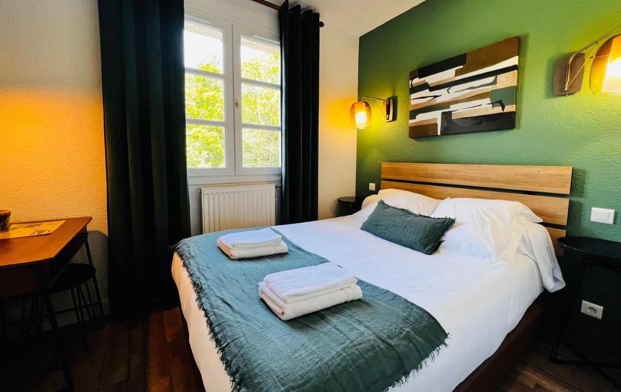 Hotel L'Escoundillou Saint-Jacques-des-Blats Esterno foto